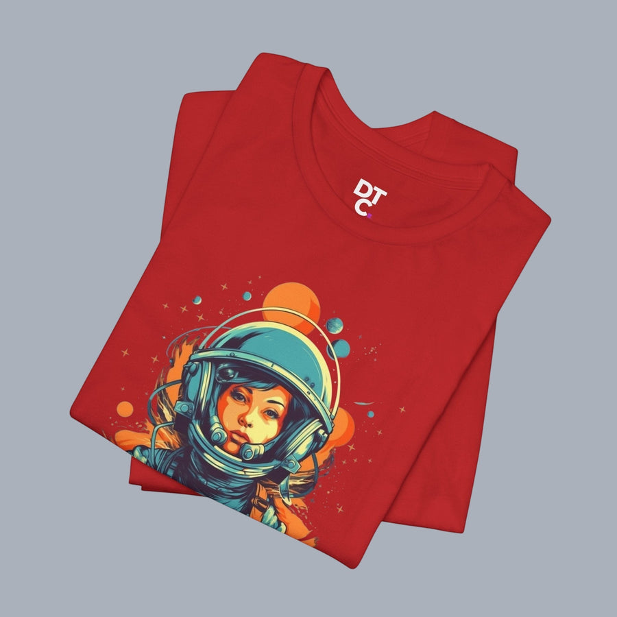 Astronaut Girl Graphic Tee – Retro Space Helmet Art T‑Shirt