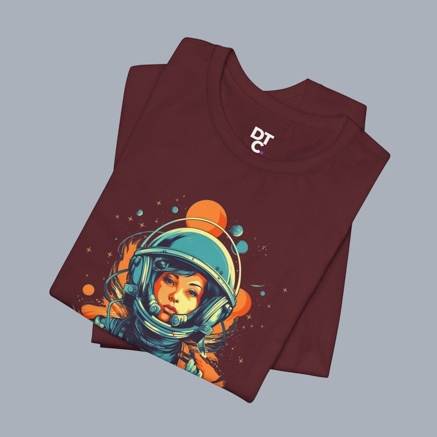 Astronaut Girl Graphic Tee – Retro Space Helmet Art T‑Shirt