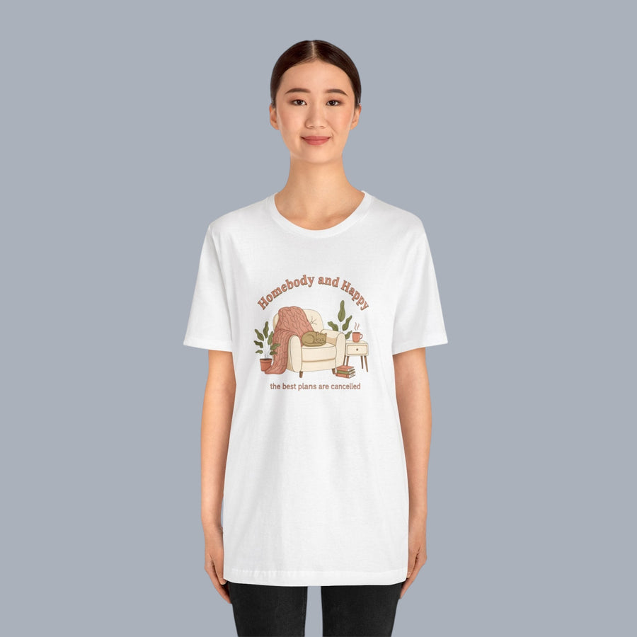 Homebody and Happy Tee | homebody, nesting hygge aesthetic