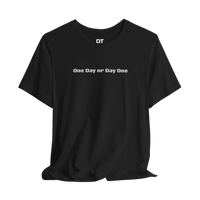 DailyThreadCo. black 100% cotton crew neck t-shirt with white 